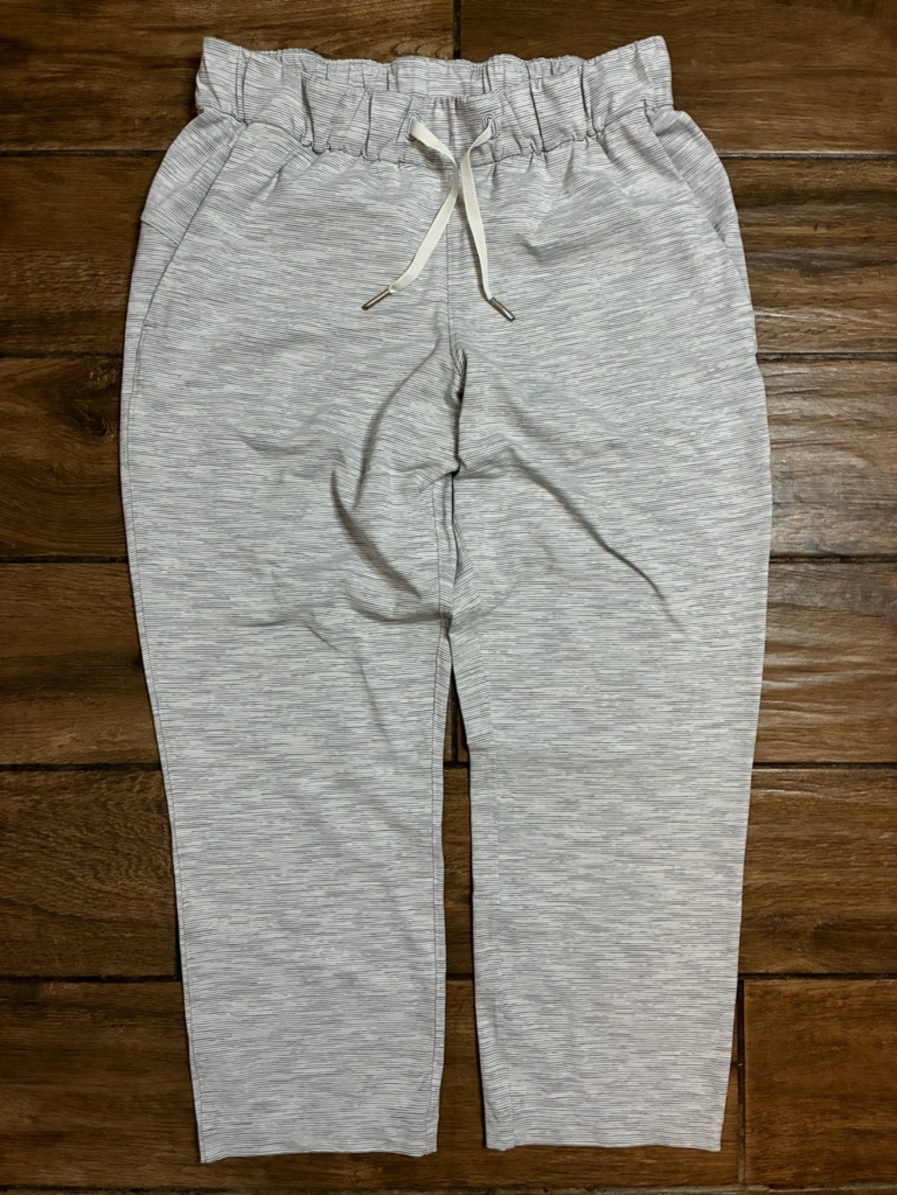 Lululemon On The Fly Crop Pant 23” Wee Are From Space Nimbus (Discontinued)